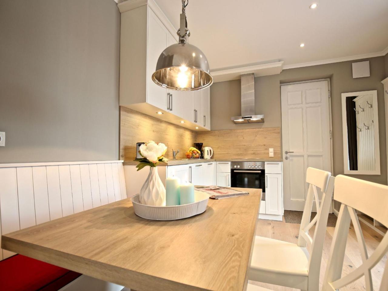 Kleine Charlotte - Traumwohnung Mit Terrasse Fuer 4 Personen Wangerooge Eksteriør billede